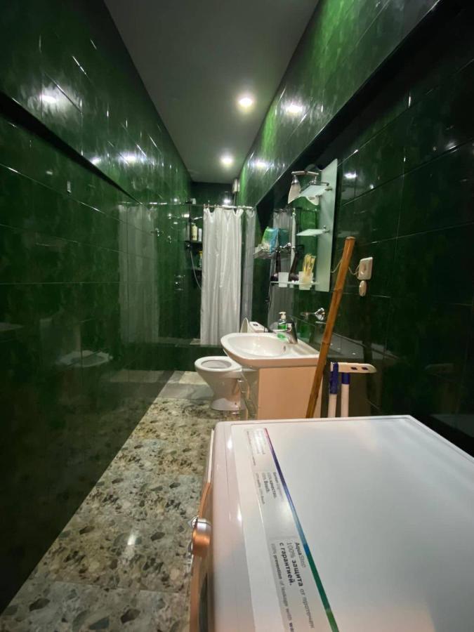 Barnaba Apartment Tbilisi Eksteriør billede