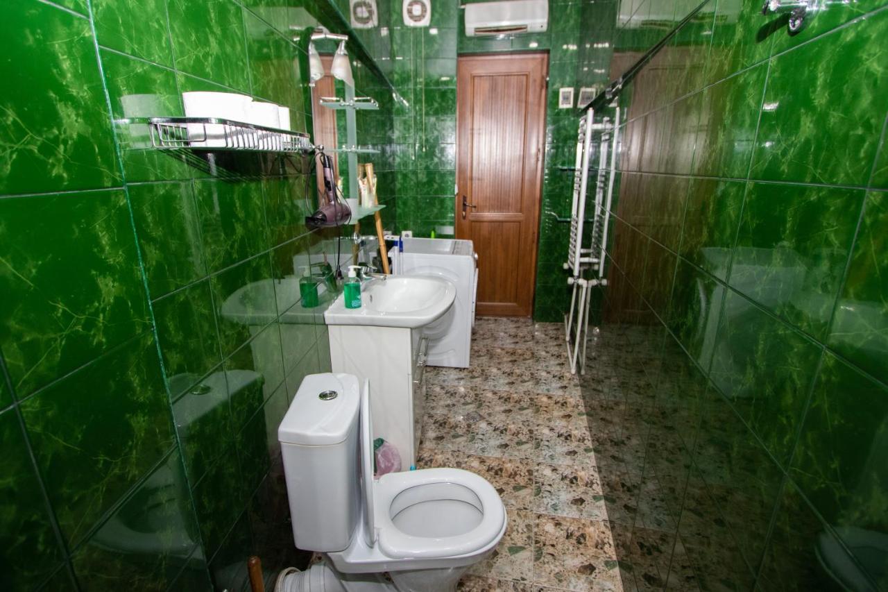 Barnaba Apartment Tbilisi Eksteriør billede